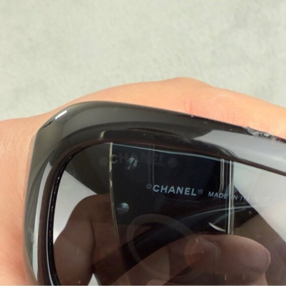 Chanel CC Logo Authentic Sunglasses Made in Italy Style Number 5102 - Picture 2 of 15